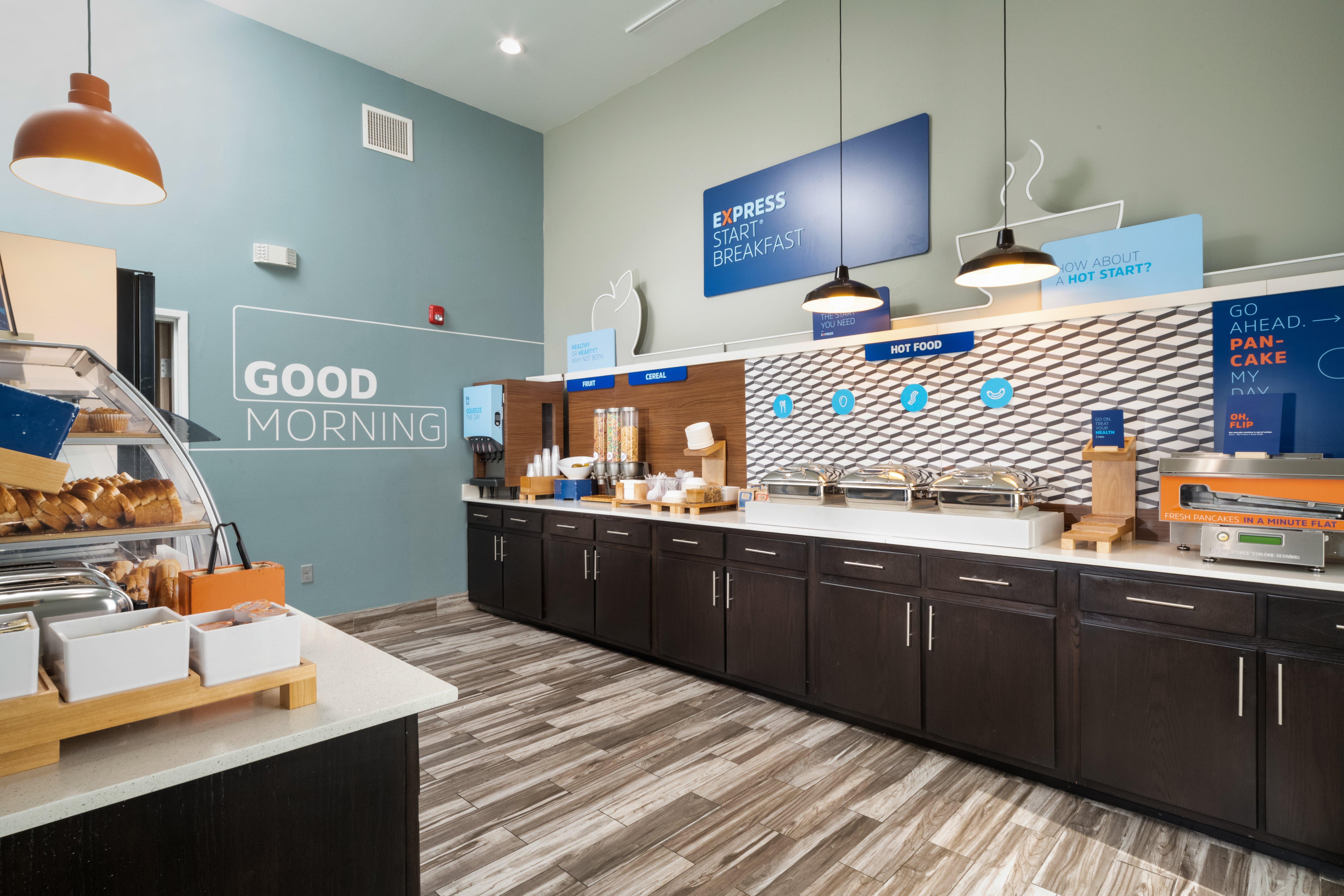 Holiday Inn Express & Suites Memphis Arpt Elvis Presley Blv By Ihg Bagian luar foto